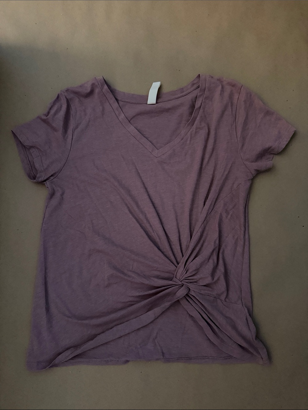 Altar'd State Mauve V-Neck Twist Front Tee